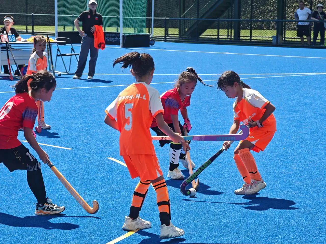 推向高潮, 因为短跑速