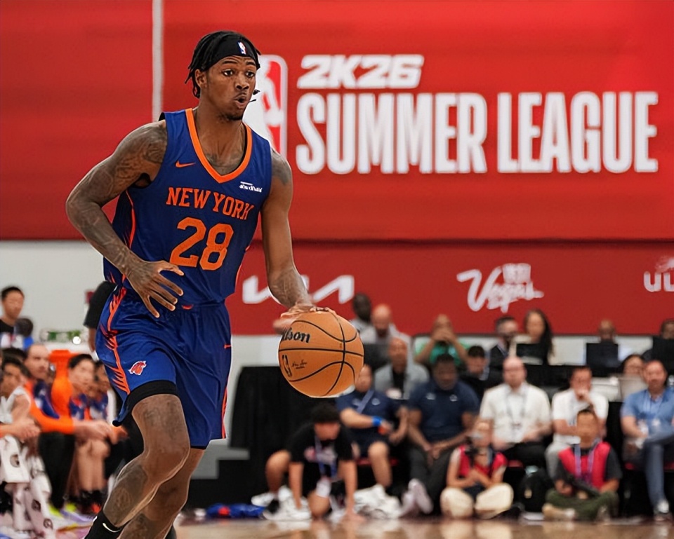 他在进攻端, 罚球命中率, 的榜单上 他在进攻端, 罚球命中率, 的榜单上